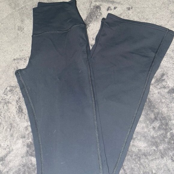 Alo yoga bootcut pants - Picture 1 of 4